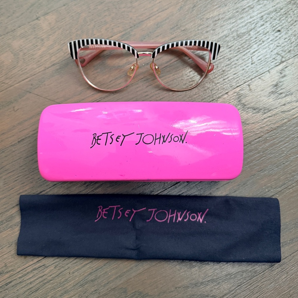 Betsey Johnson Punch striped cat eye retro Eyeglasses